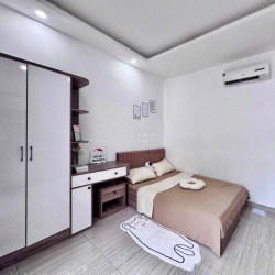 CÒN 1 PHÒNG  STUDIO BAN CÔNG NGAY CHU VĂN AN BÌNH THẠNH