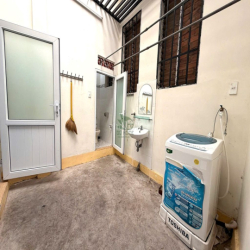 Nhà nguyên căn 2PN Khe Sanh, P10 – full nội thất – 6tr/th