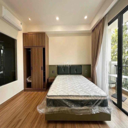 Căn Hộ Ban công Tone Full Gỗ ngay Thăng Long - Giải Phóng - Nhà Ga T3