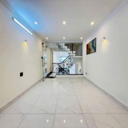 Thuê Nhà Hẻm 6m 💎Phạm Văn Chiêu P8💎💎5x16m 💎3 lầu-4 Phòng-5wc-