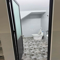 CHO THUÊ MẶT TIỀN SONG HÀNH Q12