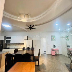 Trung tâm Q3- Nguyễn Thị Minh Khai- 400m2-50tr