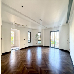 CHO THUÊ NHÀ VILLA GÓC 3 TẦNG MỚI  KHU HÀ QUANG 2 GIÁ 50 TRIỆU/ THÁNG