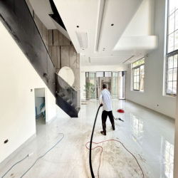 CHO THUÊ NHÀ VILLA GÓC 3 TẦNG MỚI  KHU HÀ QUANG 2 GIÁ 50 TRIỆU/ THÁNG