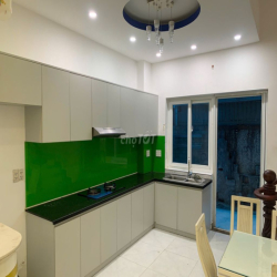 cho thuê nhà phố mega village khang điền an ninh hồ bơi gym