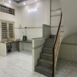 cho thuê nhà nguyên căn 3 lầu chợ bình điền Q8