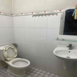 cho thuê nhà nguyên căn 3 lầu chợ bình điền Q8