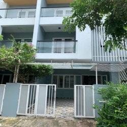 cho thuê nhà phố mega village khang điền an ninh hồ bơi gym