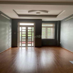 NHÀ PHỐ KDC AN SƯƠNG, P.ĐÔNG HƯNG THUẬN-DT4x18m 2 LẦU 4PN 4WC