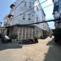 🟣🟣🟣🟣 NHÀ HẺM 1886 Ở LIỀN 4PN GIÁ HỮU NGHỊ 🟣🟣🟣🟣