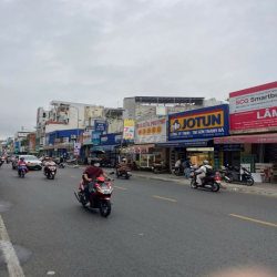 Cho thuê nhà nguyên căn 175 Tô Hiến Thành. DT: 4 x 16m, 1trêt, 5lầu