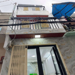 CHO THUÊ NHÀ NGUYÊN CĂN,  TRUNG TÂM.  QUẬN. 6