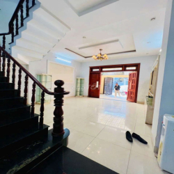 Cho Thuê Nhà DT 5x16m 1Trệt 2Lầu 3Pn 4Wc Sân xe Máy Hẻm Ôtô TL19 Q12