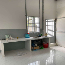 Cho Thuê Nhà Vườn 11x15m Đường Số Phạm Hữu Lầu