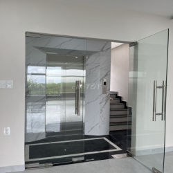 Cho thuê tầng 1 Shophouse KĐT Zeitgeits làm văn phòng