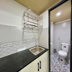 PHÒNG TRỌ GIÁ RẺ_MỚI 100% CẦU THANG TÍCH HỢP TỦ ĐỒ, ĐẸP MÊ LY