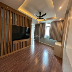 villa đẹp khu An Phú An Khánh, quận 2, phù hợp ở hoặc làm văn phòng 