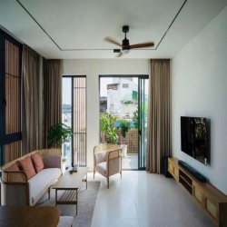 CHO THUÊ NHÀ 2MT BÙI VĂN THÊM QPN, DT 5.5x15M, TRỆT 4 LẦU, GIÁ 50TR