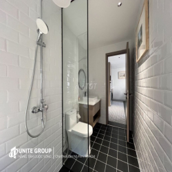 TRỐNG Căn hộ ban công cao cấp, sang trọng, hiện đại, gần ga Metro