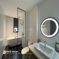 TRỐNG Căn hộ ban công cao cấp, sang trọng, hiện đại, gần ga Metro