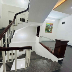 Nhà 2 lầu 4 phòng full nội thất KDC 91B