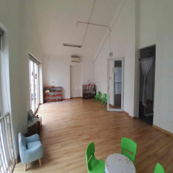 Cho thuê nhà đường Lê Đại Hành Q11 ( góc 2 mặt tiền) 9x25m.