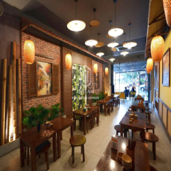 VỈA HÈ RỘNG - Nhà 33 Cống Quỳnh, Quận 1 - DT 4x20m, 4TẦNG, GIÁ 65Tr