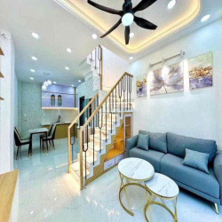 NHÀ MỚI FULL NỘI THẤT 52m2 1LẦU 2PN 2WC HXH GẦN CHỢ