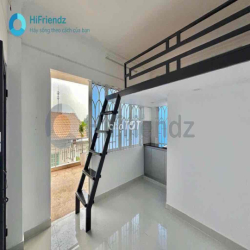 CHO THUÊ PHÒNG CÓ BAN CÔNG MỚI 100% - TRỐNG SẴN Ở LIỀN NẰM NGAY T.TÂM