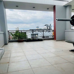 NHÀ GẦN GIÁO XỨ ĐÔNG QUANG 4X20M 1 TRỆT 2 LẦU GIÁ TỐT