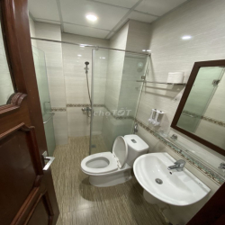 Căn hộ Quận Đống Đa 48m2 1N & 1 khách phố Đông Các ở ngắn ngày & dài
