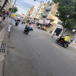 Mặt tiền CMT8 100m2 đối diện chợ Hoà Hưng, riêng biệt.