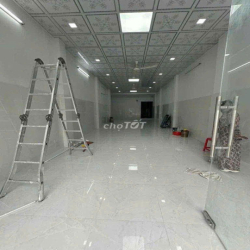 Mặt Tiền Đường Âu Cơ Khu Kinh Doanh Sầm Uất .