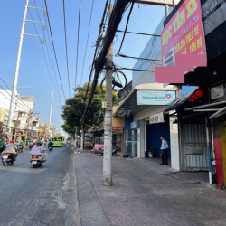 Mặt Tiền Đường Âu Cơ Khu Kinh Doanh Sầm Uất .