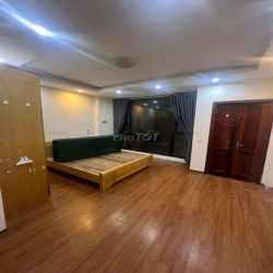 15tr- Nhà Ngọc Thụy ở, làm VP ô tô tránh 3 ngủ full đồ