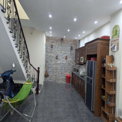 Chính chủ cho thuê nhà nguyên căn