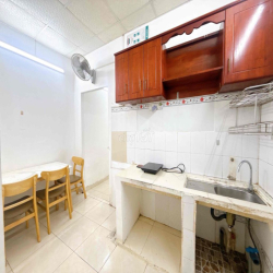 Nhà nguyên căn khu Tân Hương 4x16m 1 lầu 2pn sẳn nội thất