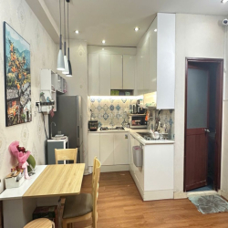 Cho thuê căn hộ 2PN,nội thất cao cấp,thoáng mát,gần chợ,ST...giá 7tr