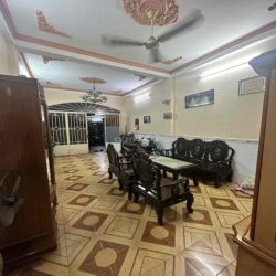 Cho Thuê Nhà nguyên căn khu 368 Tân Sơn Nhì, 4x21m, 3 phòng ngủ