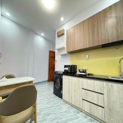 Cho thuê phòng 1pn Trung Tâm Q4 máy giặt riêng ban công mới