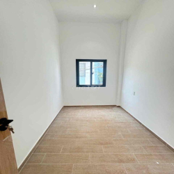 Nhà mới xây 2PN - 2WC gần Phú Mỹ Hưng, hẻm Huỳnh Tấn Phát, dọn vào ở .