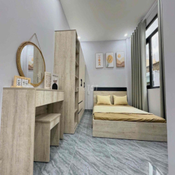 Cho thuê phòng 1pn Trung Tâm Q4 máy giặt riêng ban công mới