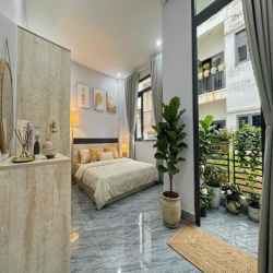 Cho thuê phòng 1pn Trung Tâm Q4 máy giặt riêng ban công mới