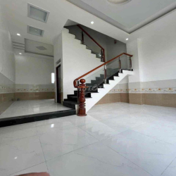 CHO THUÊ CĂN NHÀ ĐƯỜNG BÌNH MỸ