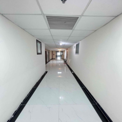 Cho Thuê Căn Góc 3 Ngủ 2 Wc ,90m2- 2 Ban Công Tại Thành Phố Giao Lưu