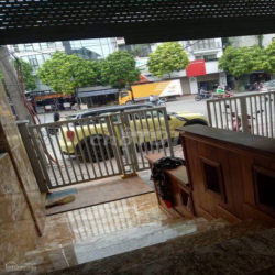 Cho thuê vp phố Thượng đình,,thanh xuân,dtsd 90m2,thông sàn,mới đẹp