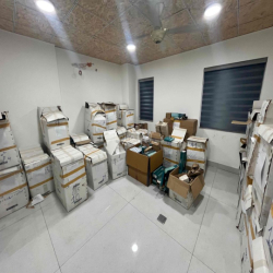 Cần Share Lại  Trệt + Lầu1+Lầu2+Lầu3 Mặt Tiền Song Hành Lakeview City