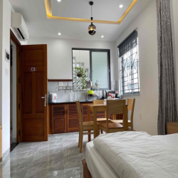 Căn hộ Studio 33m2, giá 7tr/1tháng , tull nội thất, có thang máy