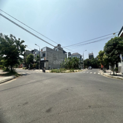 Cho thuê đất lô góc ngã tư, 2 mặt tiền - Hoà Xuân