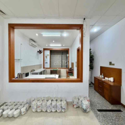 💜Cho thuê nhà 4 tầng thang máy , pccc , tầng hầm , 8 phòng